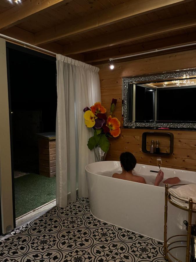 Dunroamin Lodges Drymen Ngoại thất bức ảnh