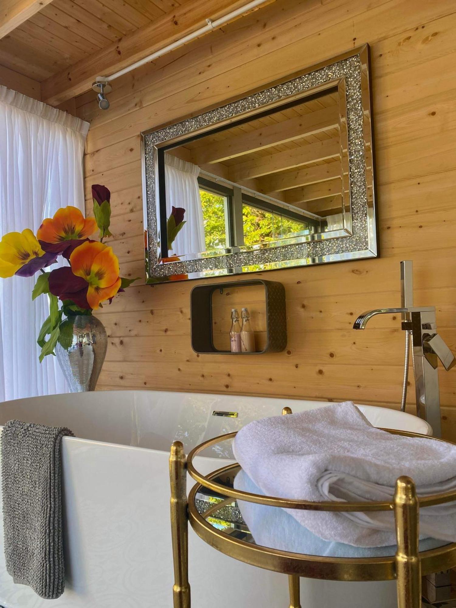 Dunroamin Lodges Drymen Phòng bức ảnh